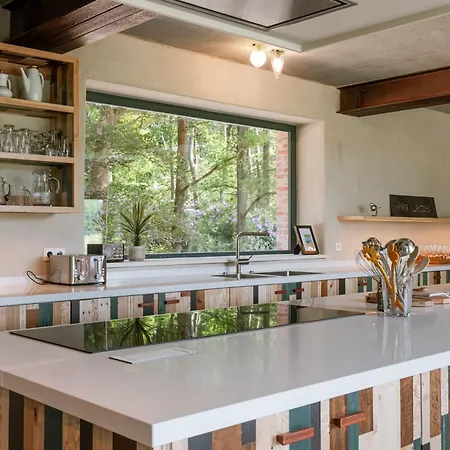 Huswell - Lactea - Eco-luxury Retreat