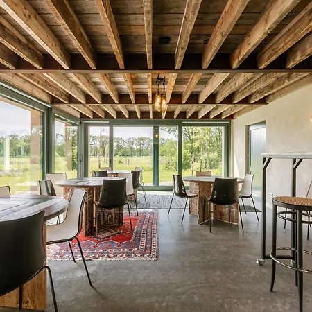 Huswell - Lactea - Eco-luxury Retreat